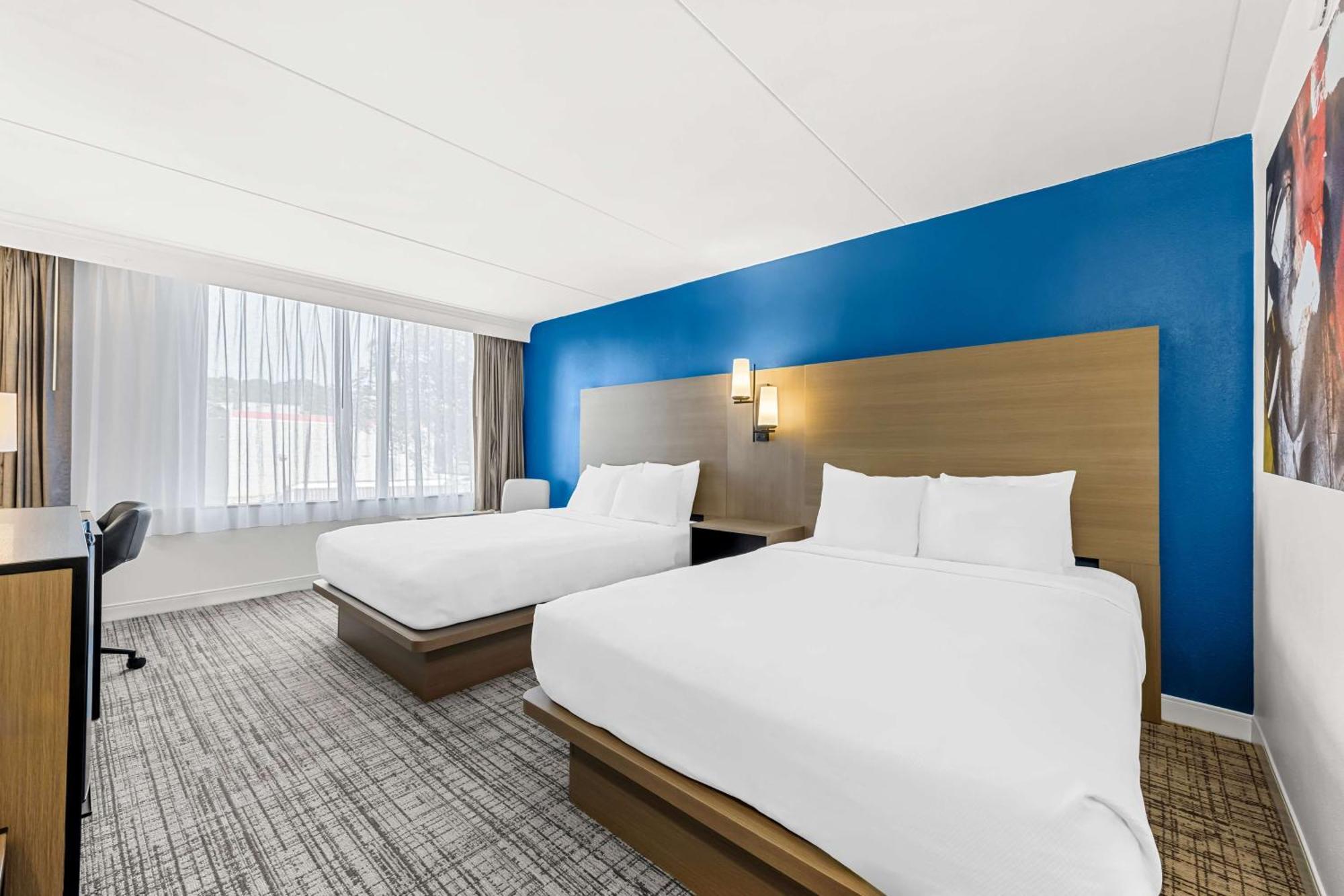 เบสต์ เวสเทิร์น พลัส สเตอร์ลิง โฮเต็ล แอนด์ สวีตส์ Hotel ชาร์ล็อต ภายนอก รูปภาพ