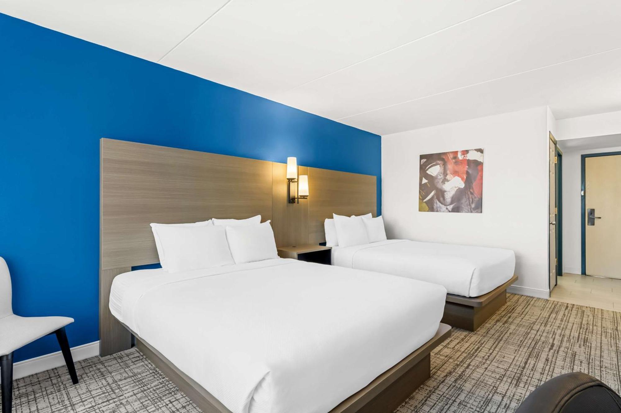 เบสต์ เวสเทิร์น พลัส สเตอร์ลิง โฮเต็ล แอนด์ สวีตส์ Hotel ชาร์ล็อต ภายนอก รูปภาพ